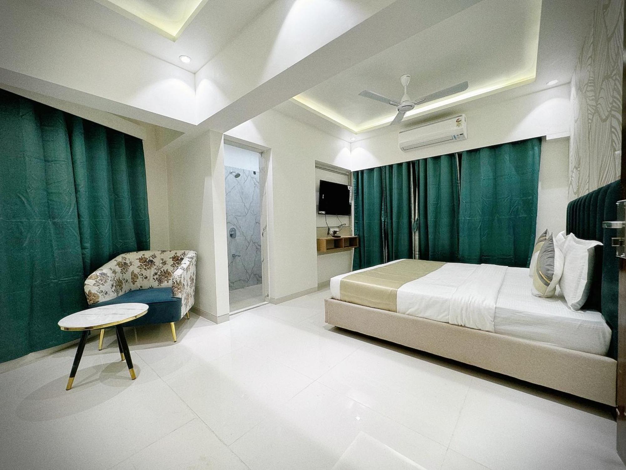 The Orion - Premium Apartments มุมไบ ภายนอก รูปภาพ