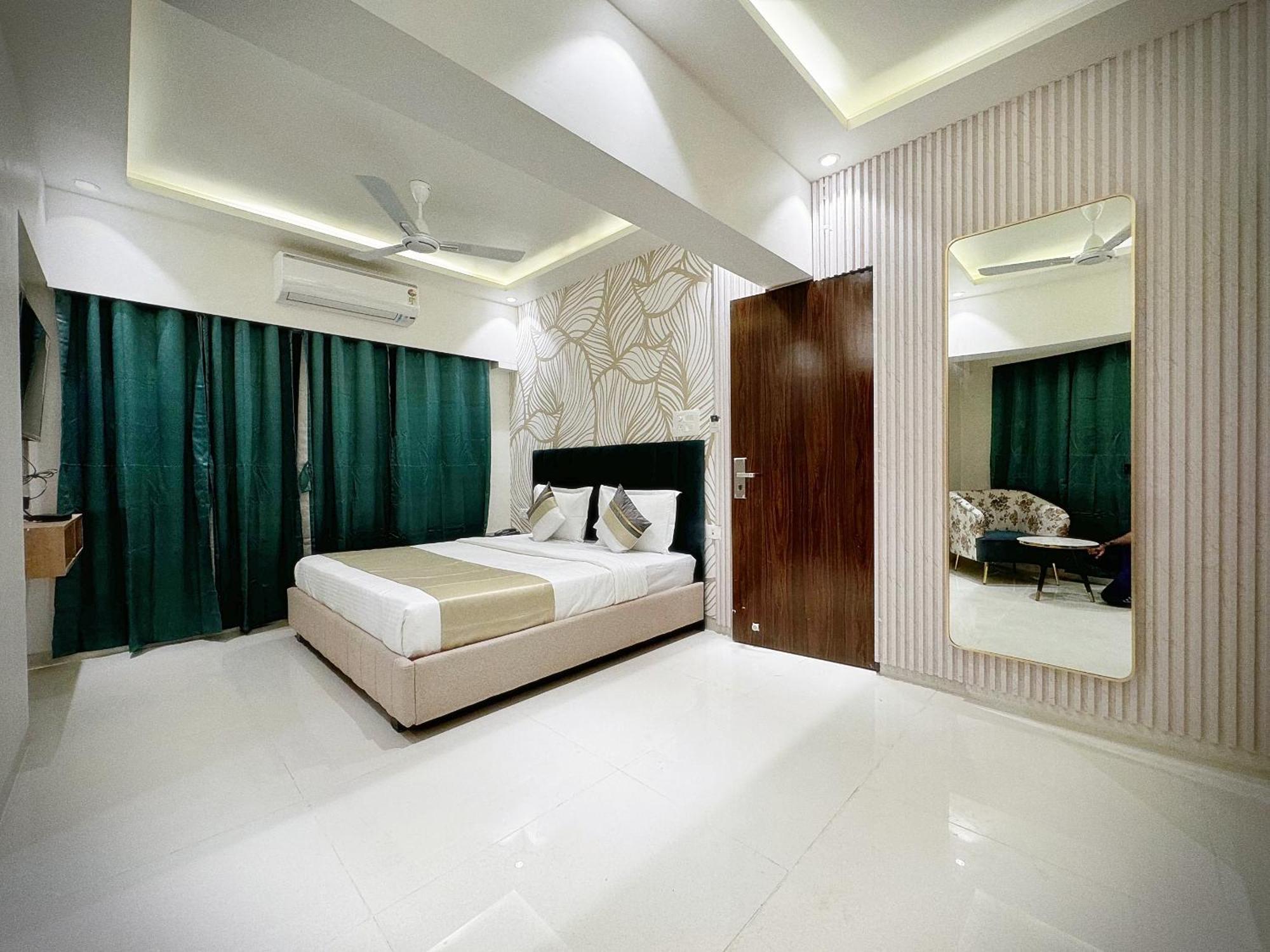 The Orion - Premium Apartments มุมไบ ภายนอก รูปภาพ